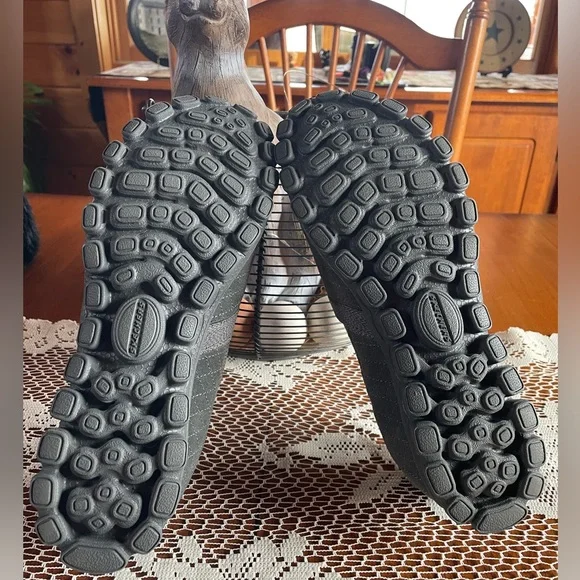 Skechers EZ Flex 2 Cuddle Up Memory Foam Slip on Shoes Size 9 faux suede EUC - Picture 7 of 13